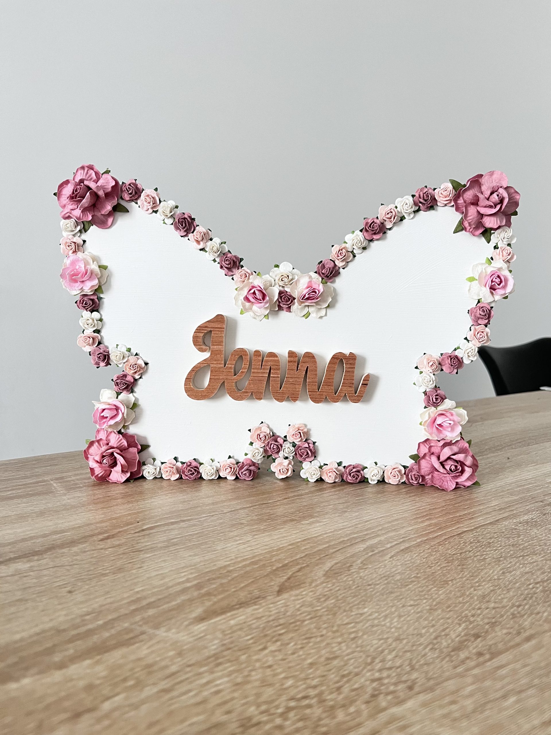 Le papillon en bois fleuri avec prénom 🦋 – Image 7
